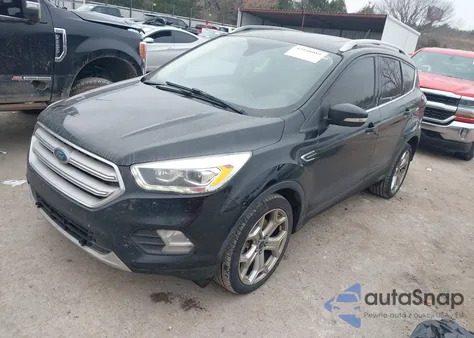 2018 Ford Escape Titanium из США, поврежденный, VIN 1FMCU9J97JUA34641